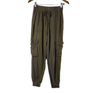 🚨3/$20🚨 Ardene High Waist Soft Cropped Ankle Cargo Pants Bottoms Joggers Green